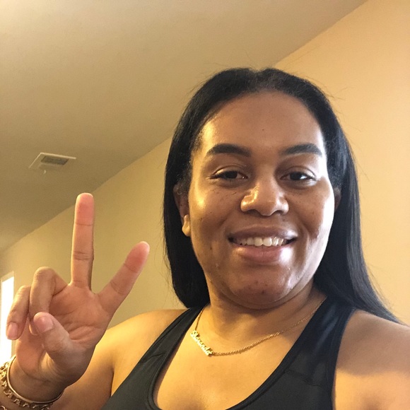 Meet your Posher, Sharonda - Picture 1 of 1